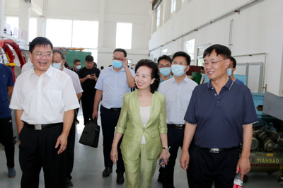民革廣東省委會(huì)主委、仲愷農(nóng)業(yè)工程學(xué)院校長程萍到我校調(diào)研交流